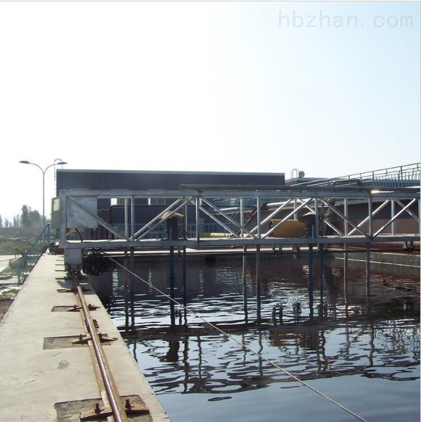 虹吸式刮泥機運行 刮渣機