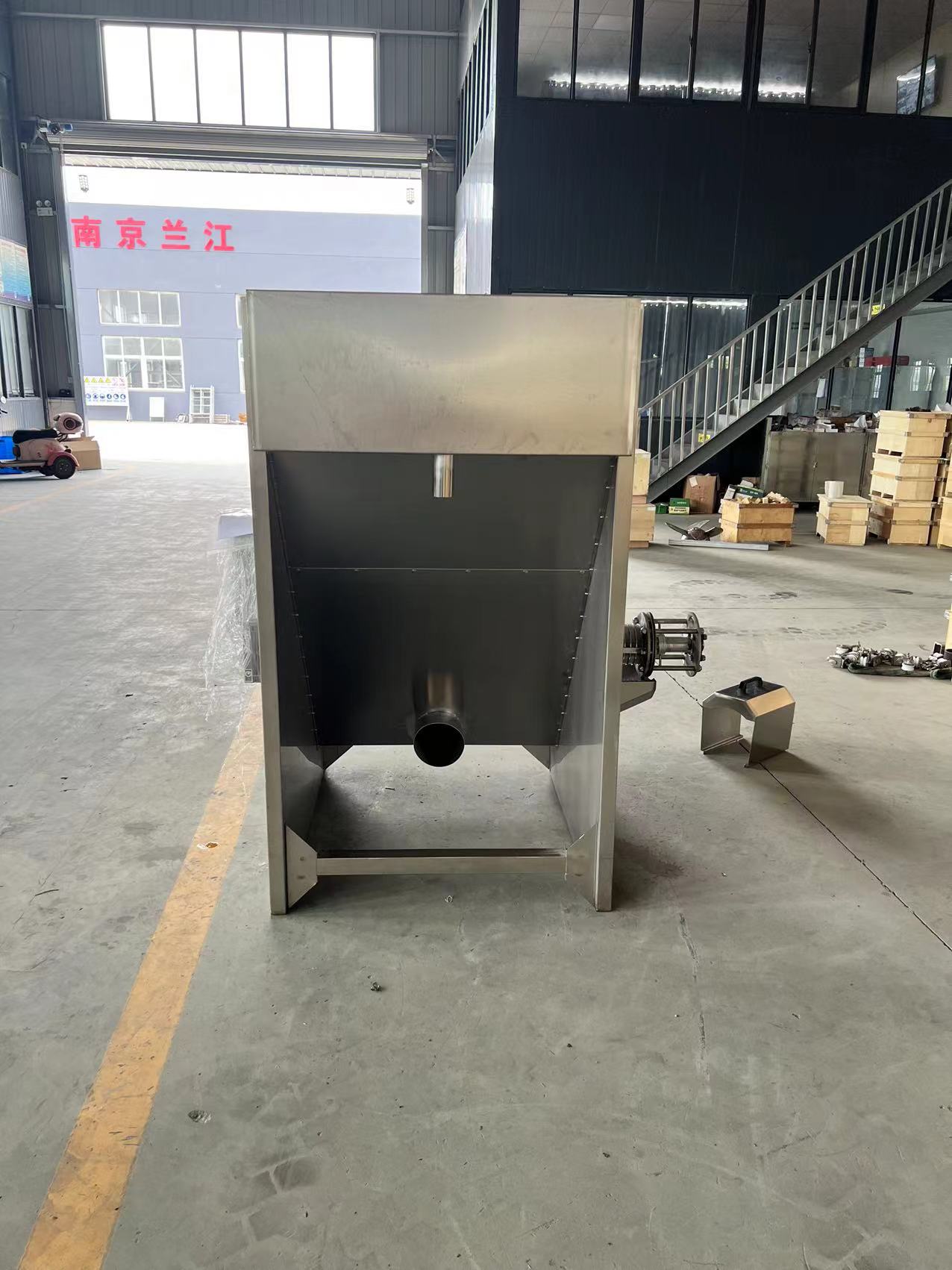 畜禽養殖環保設備換新有“攻略